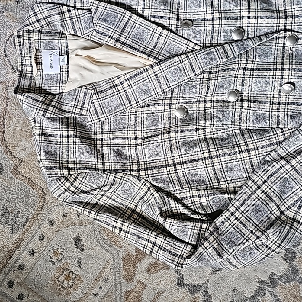 Nine West Blazer size XL Like New! - Picture 5 of 9